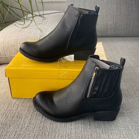 Ameta Honey Ankle Boots SZ 6 - Picture 2 of 8